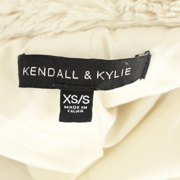 Kendall & Kylie Cream Teddy Jacket Size XS/S - Picture 7 of 8